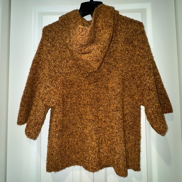 One girl Who Cozy rusty hooded Button-Up 3-4 sleeve Sweater Size S (no tag) VGUC - Picture 2 of 8